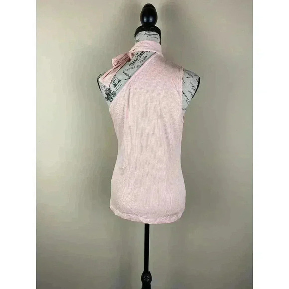 3/$25 Bundle of Women's Tee shirt-size M - Picture 5 of 9